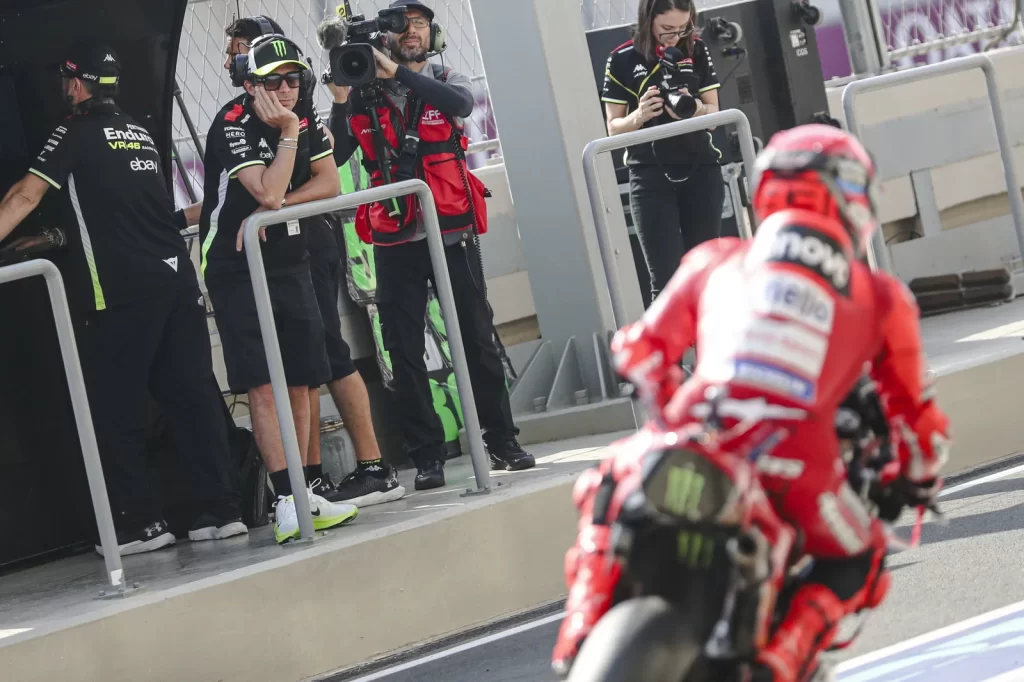 Marc Marquez ve Valentino Rossi Kıyaslaması: Hız mı, Strateji mi?