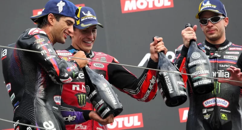 MotoGP şampiyonluk yarışı: Jorge Martin üçlü rekabete dikkat çekiyor