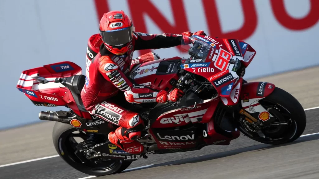 2026 Mandalika MotoGP yarışı: Raul Fernandez pole pozisyonunda
