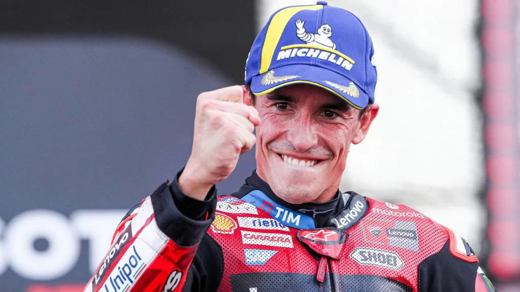 Marc Marquez ve Valentino Rossi Kıyaslaması: Hız mı, Strateji mi?