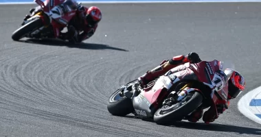 2026 Estoril WorldSBK Yarışı: Nicolo Bulega Zafere Dönüyor