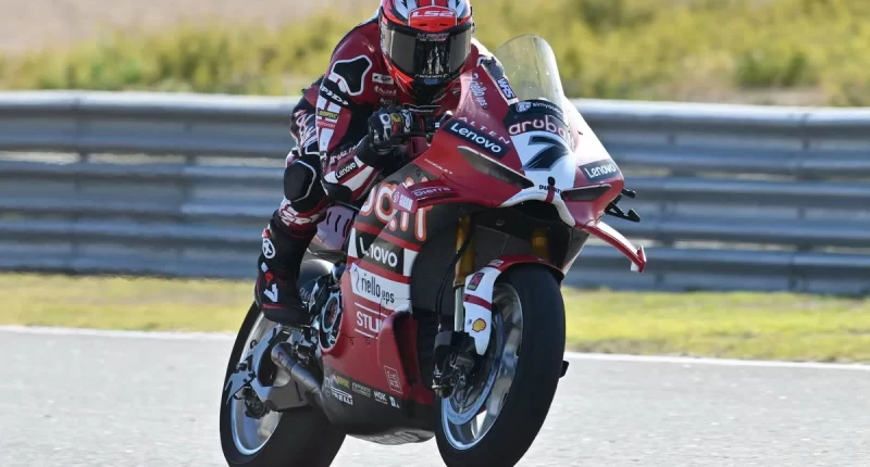 2026 Estoril WorldSBK Warm Up Seansında Iker Lecuona Zirveyi Aldı