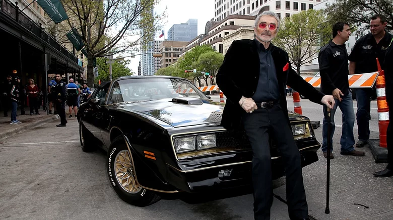 Burt Reynolds ve Pontiac Trans Am: Yarım Kalan Efsanevi Anlaşma