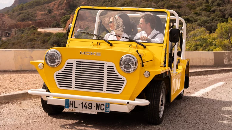 Efsanevi Moke EV Yenilendi: Yeni Mk2 Modeli Yollara Çıkıyor