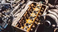 Yüksek sıkıştırma oranı ile motor performansı ve yakıt tasarrufu nasıl artar?