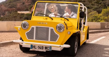 Efsanevi Moke EV Yenilendi: Yeni Mk2 Modeli Yollara Çıkıyor