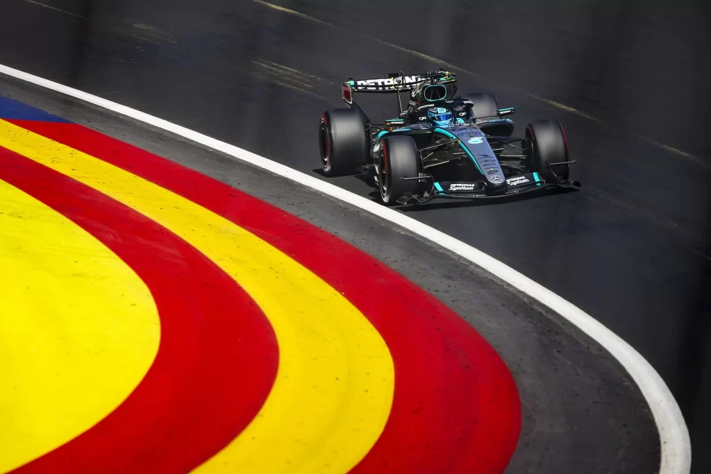 Mercedes F1 takımı, Artemis II komutanı Reid Wiseman ile anlaştı