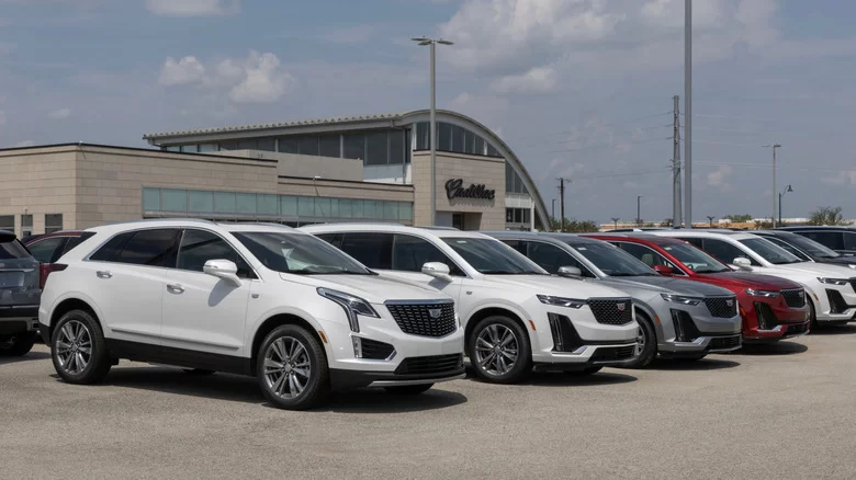 Cadillac Escalade IQ modellerini etkileyen büyük yangın paniği
