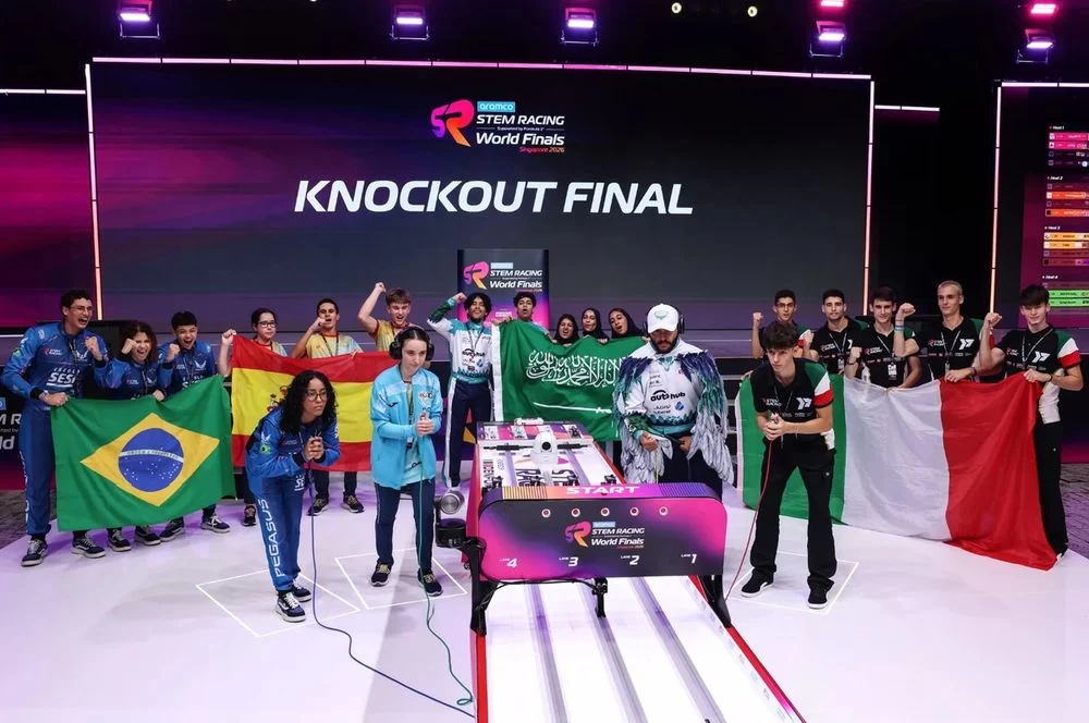Geleceğin Mühendisleri STEM Racing ile Formula 1'e Hazırlanıyor