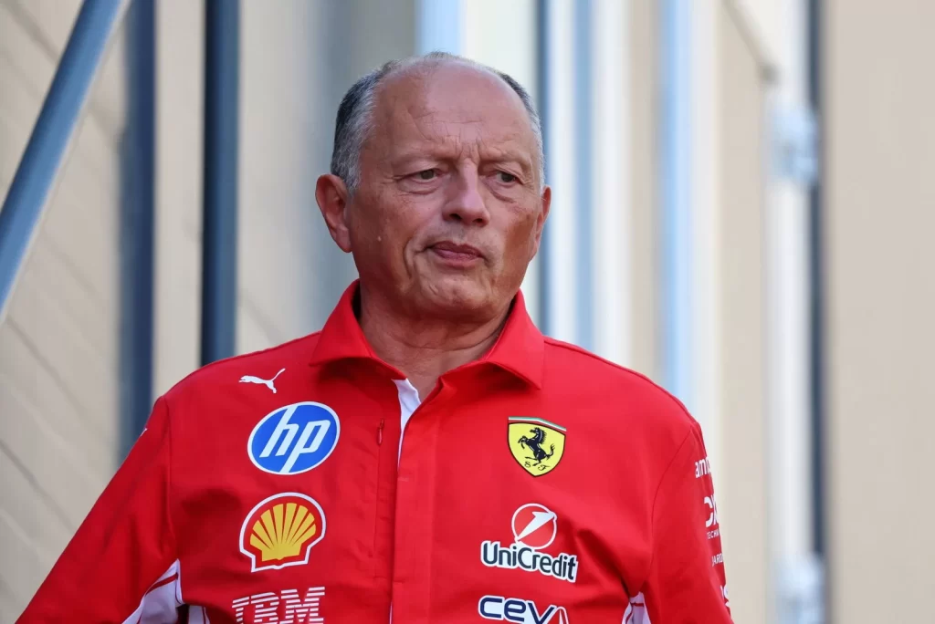 Lewis Hamilton ve Ferrari strateji hatası: Singapur GP sonrası özür